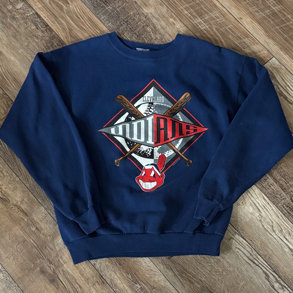 Cleveland Indians Navy Blue Graphic Crewneck Sweatshirt